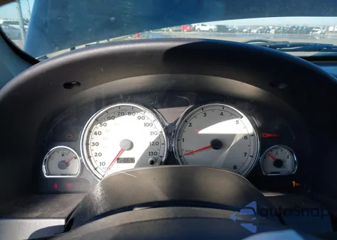 2007 Saturn Vue V6 z USA, uszkodzony, nr VIN 5GZCZ534X7S866770